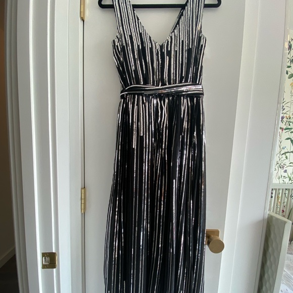 City Goddess sequin chiffon wrap maxi dress. Size M, great condition. - Picture 2 of 5